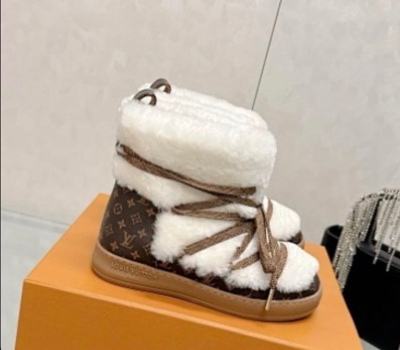 Women boots